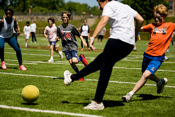 gr4faculty_soccer23_ah_0045