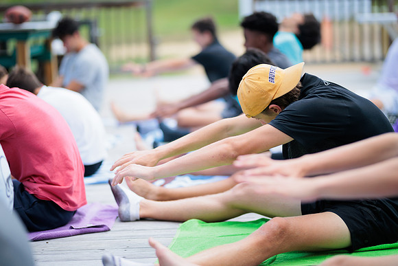 randolphvt2223_tripsoccerpre_yoga_bdf2_0464