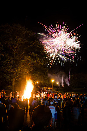 hc15_bonfireworks15_wkl_3379