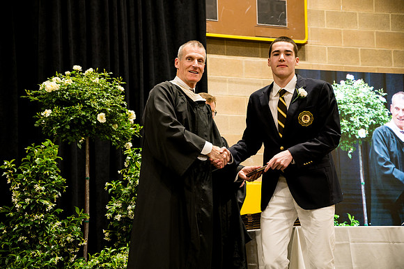 graduation25_diploma_ah_0827