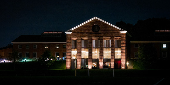 homecoming_campus_building_ls_2675