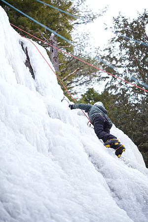 campdudley16_iceclimbing_bd_5639