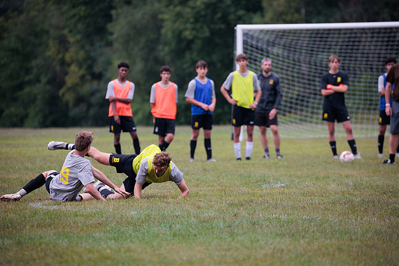 randolphvt2223_tripsoccerpre_scrimmage_bdf2_9197