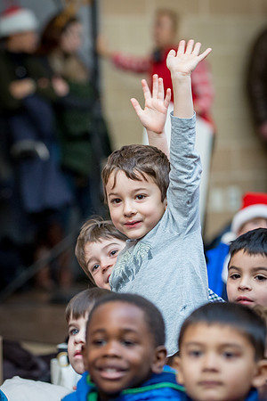 holiday_allschool16_jfess_6601