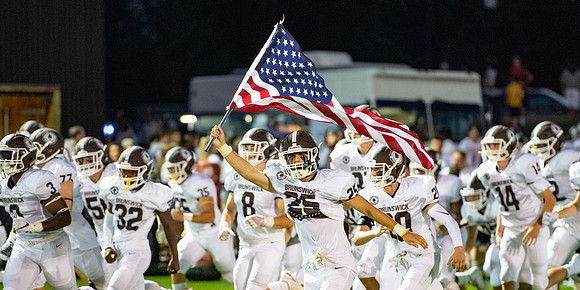 football_2018-09-14_dburns_0294