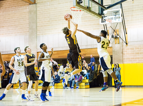 basketball_2016-12-10_dburns_1369
