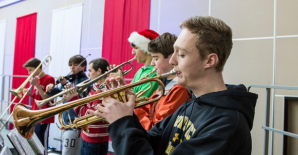 holidayassembly_5140