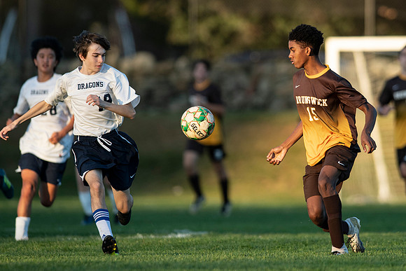 soccer_jv_2021-10-20_dburns_7152