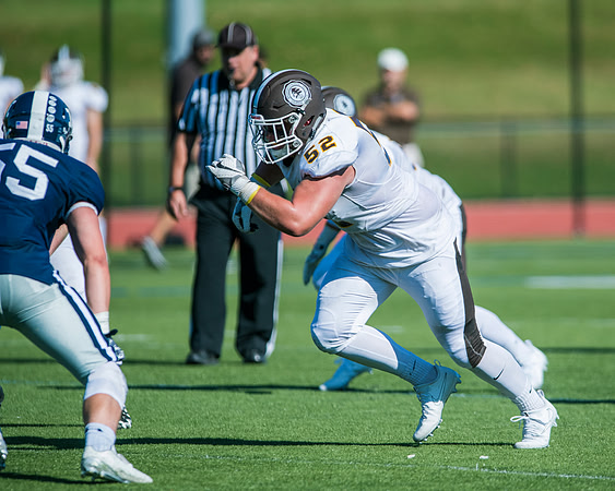 football_2017-09-23_dburns_0972