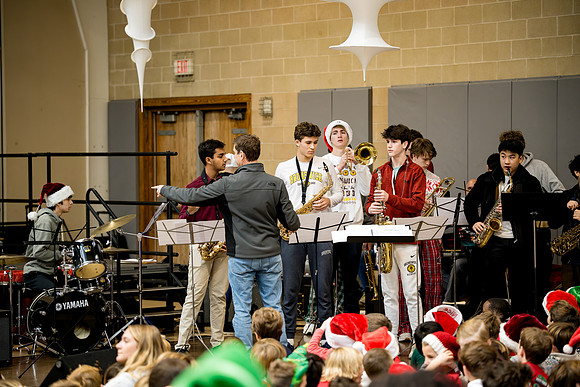 holiday_assembly24_ah_0332