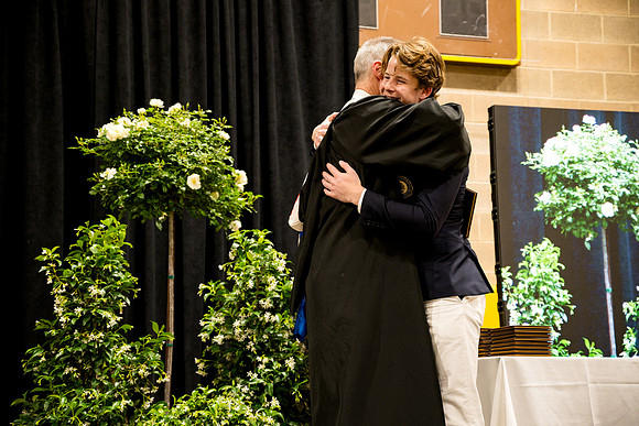 graduation25_diploma_ah_0841