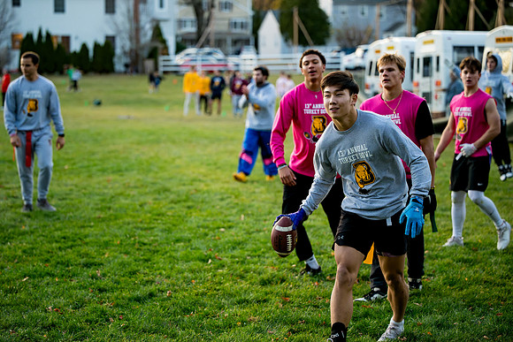 turkeybowl24_us_ah_0312
