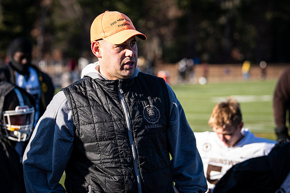 football_nepsac19_wkl8_1549