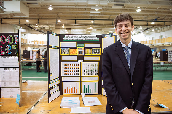 sciencefair15_us_hprescott_0022
