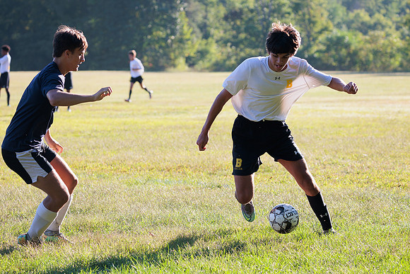 randolphvt2223_tripsoccerpre_game_bdf2_9781