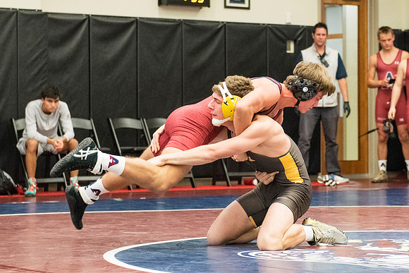 wrestling_2017-12-06_dburns_1401