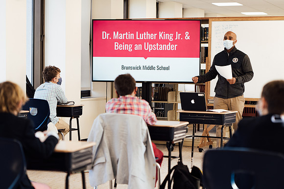 mlkjr21_ms_jk_3917