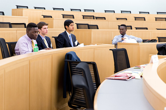 modelun18_fordham_mkras_0134