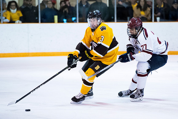 hockey_2017-03-04_dburns_3393