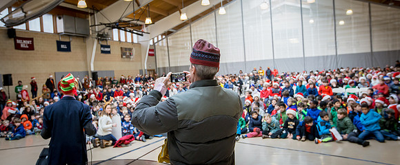 holiday_allschool16_jfess_4912