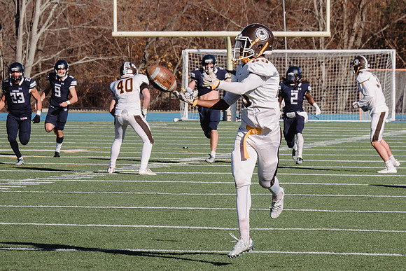 football_nepsac16_hp_2627