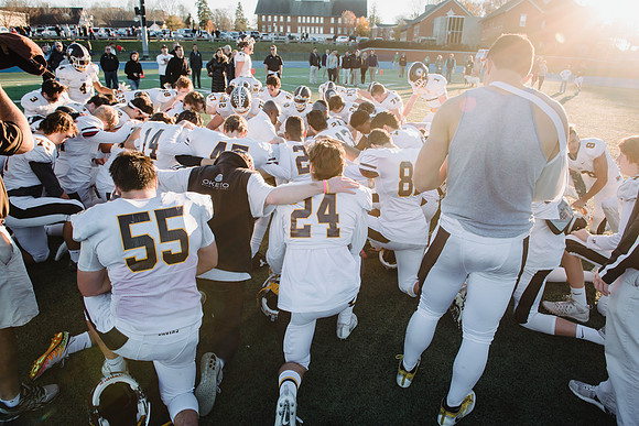 football_nepsac16_hp_3435