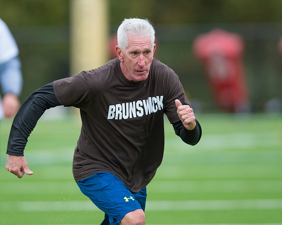 alumni_soccer16_db_7851