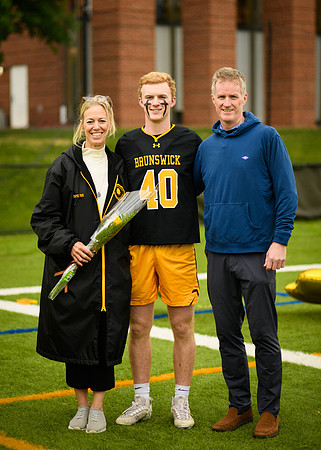 lacrosse_2025-05-13_seniorday_wkl1_8463b