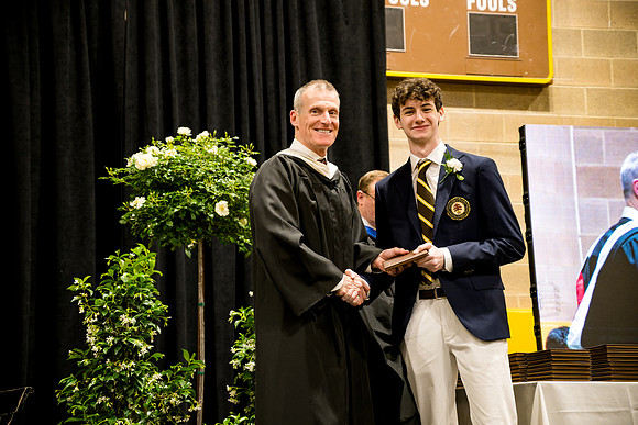 graduation25_diploma_ah_0615