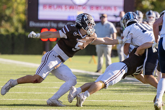 hc24_football_dburns1_6044