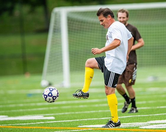 hc18_alumni_soccer_dburns_5052