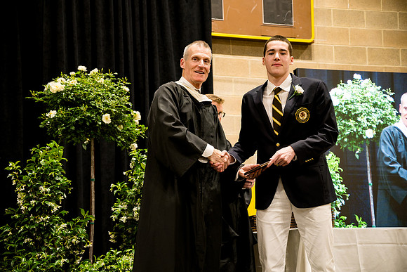 graduation25_diploma_ah_0828
