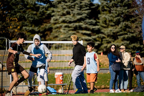 soccer_jv_2024-11-09_ah_0154