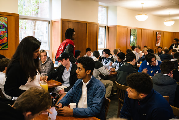 hc18_fballbfast_ah_0006