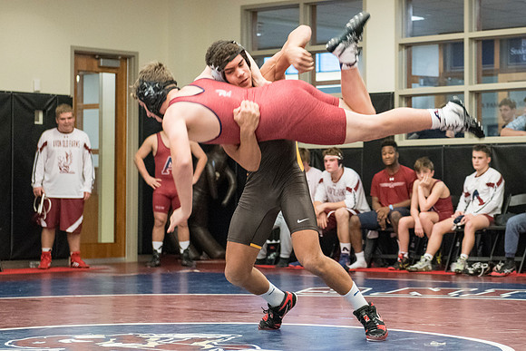 wrestling_2017-12-06_dburns_1509