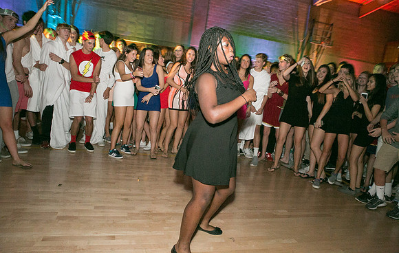 hc16_dance_us_ss_2197