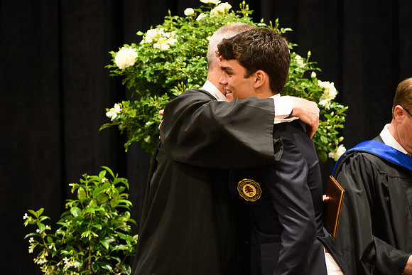 graduation25_diploma_wkl1_5069