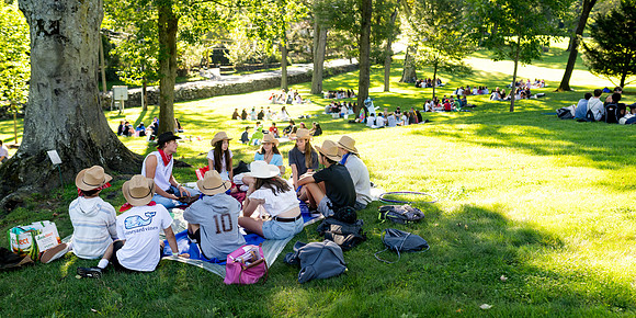 peerleadership23_us_ah_0140b