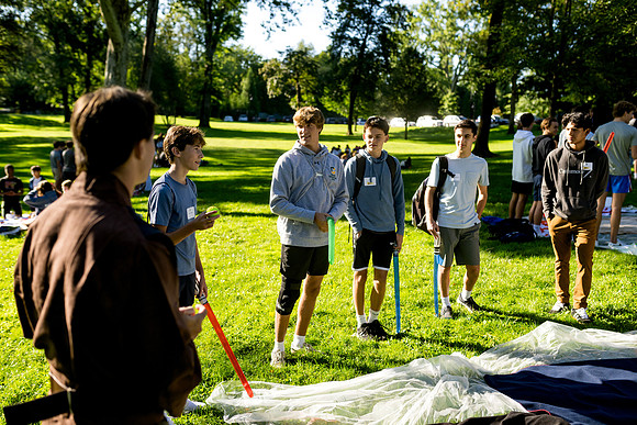 peerleadership23_us_ah_0124