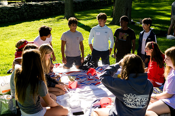 peerleadership23_us_ah_0125b