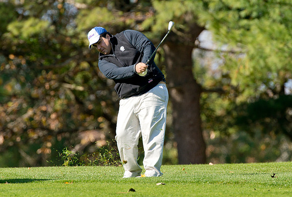 alumni_golfouting13_db_7533