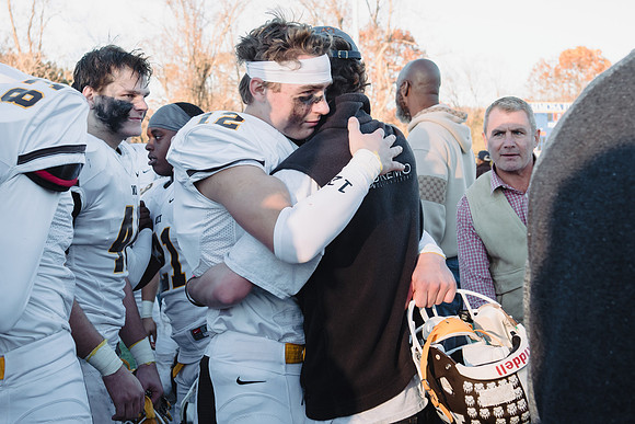 football_nepsac16_hp_3549