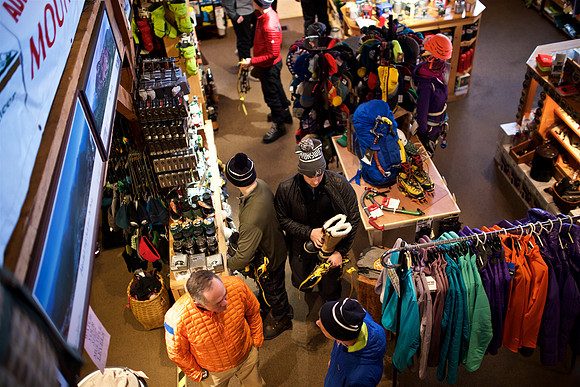 campdudley16_iceclimbing_prep_bd_1238