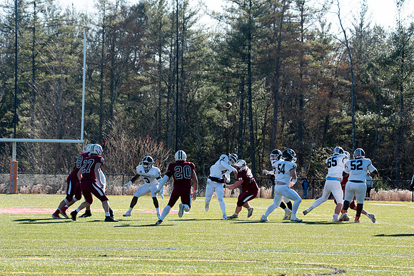 football_nepsac19_rmcc_5501