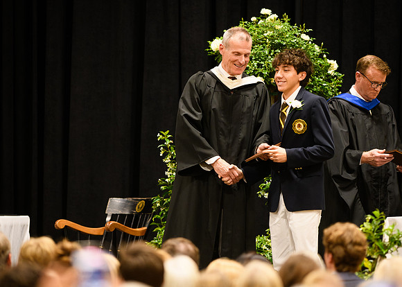 graduation25_diploma_wkl1_5122