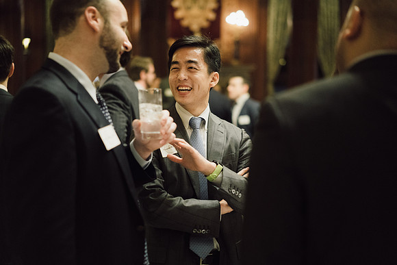 alumni_holidayparty17_jk_9849