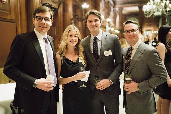 alumni_holidayparty17_jk_9973
