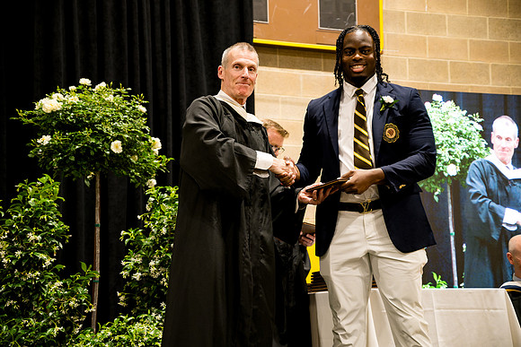 graduation25_diploma_ah_0875