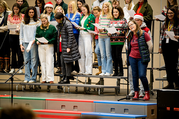holiday_assembly24_ah_0223