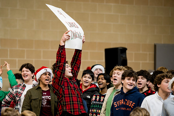 holiday_assembly24_ah_0494_1
